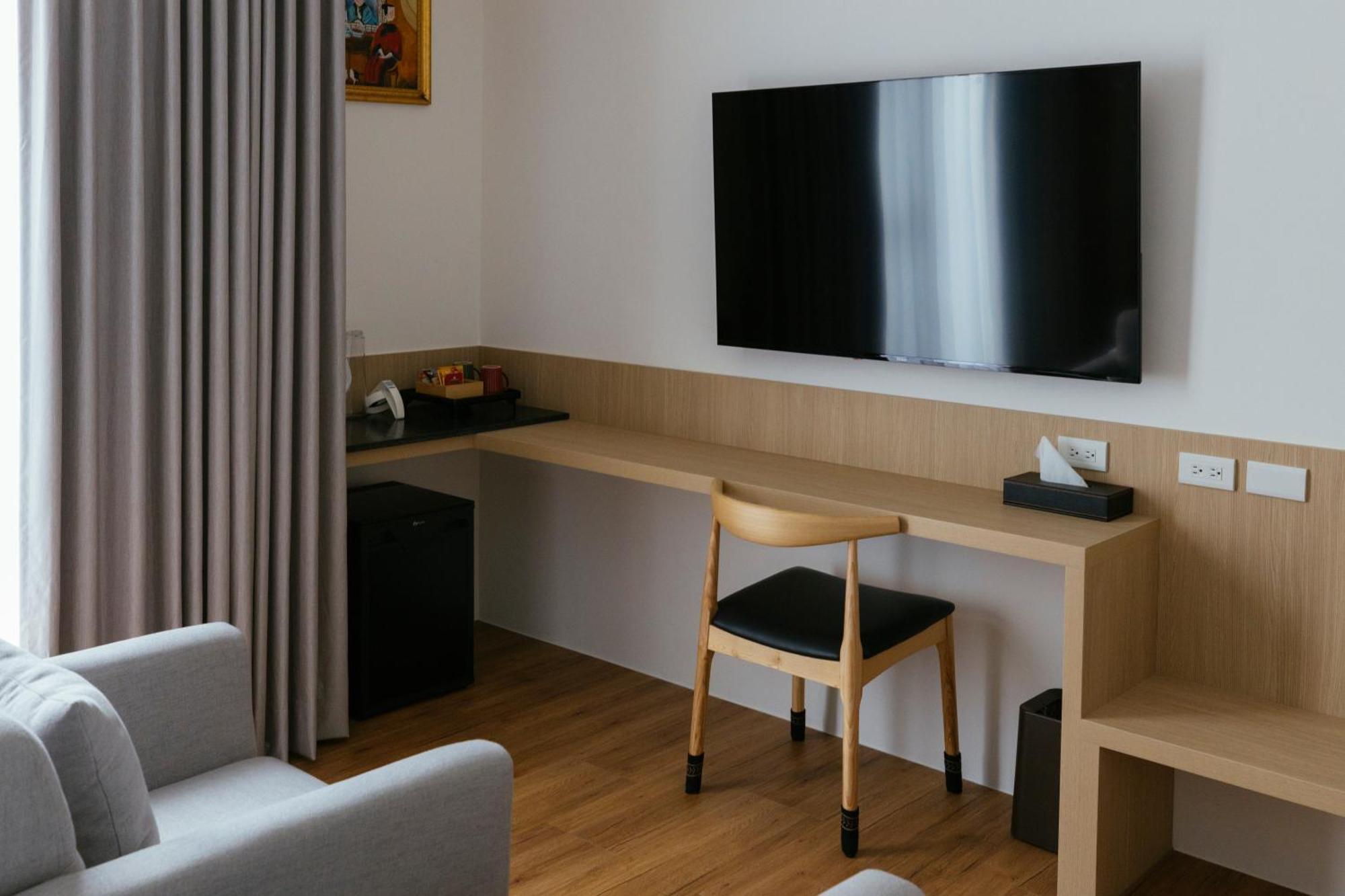Hotel 鹹菜巷8號 à Tainan Extérieur photo